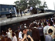 Bóng đá anh, ngoại hạng anh, lịch thi đấu euro 2012, 2 đoàn tàu đâm xe buýt ở Bangladesh, 13 người thiệt mạng